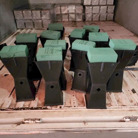 Cốt vuông hai đầu